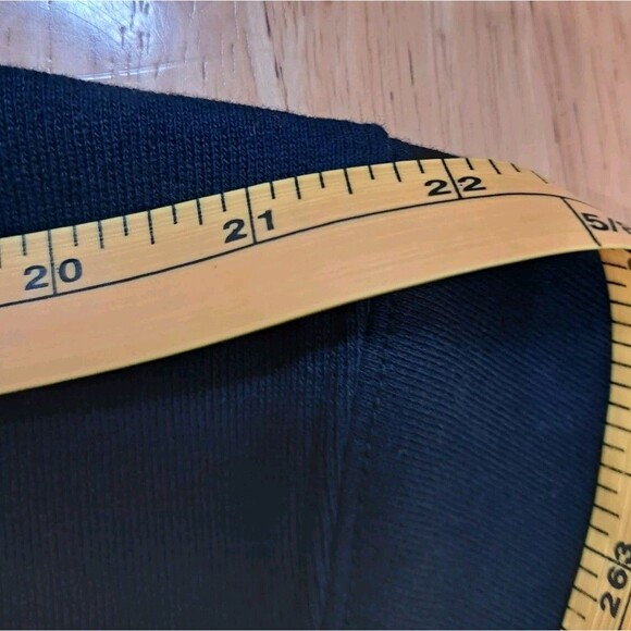 Lighthouse Apparel Women's Black Sweatshirt Jacket w/ 3D Flower Accents Size L - Picture 13 of 15